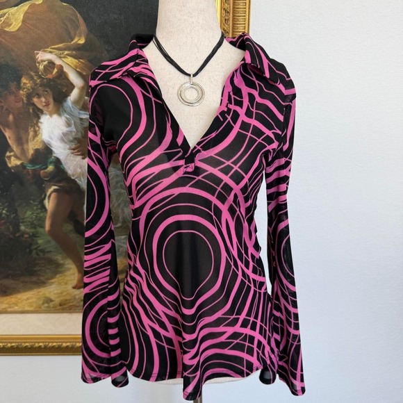 MCM Tops - Y2K Groovy Funky Collared Shirt